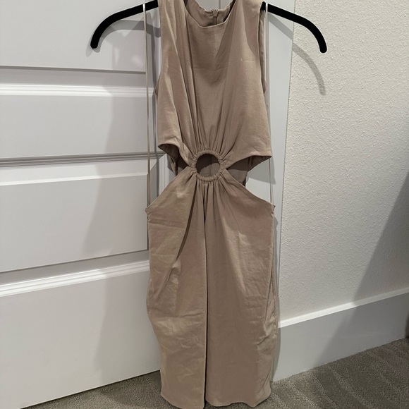 Zara Dresses & Skirts - Zara Beige Cutout Mini Dress
